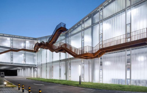 10号创意公园停车场 