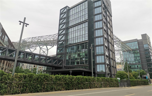 石景山区副区长周西松：北京金融业新地标北京银行保险产业园和首钢园及六工汇正在建设