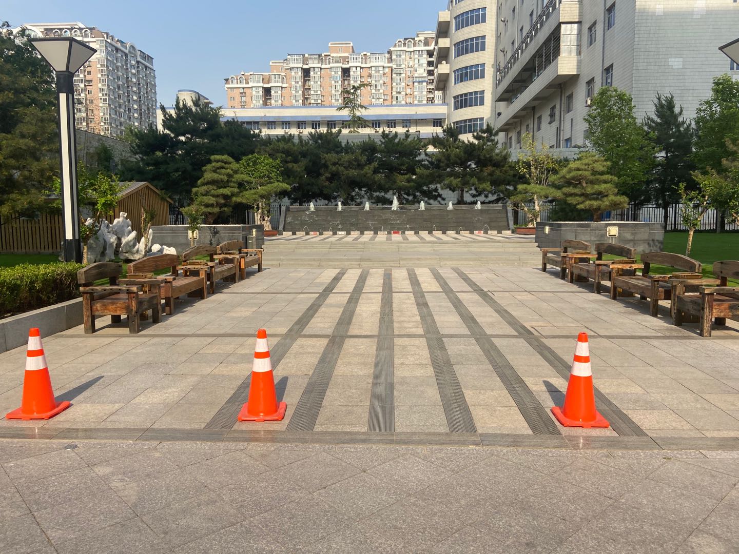 雍贵中心实拍图2