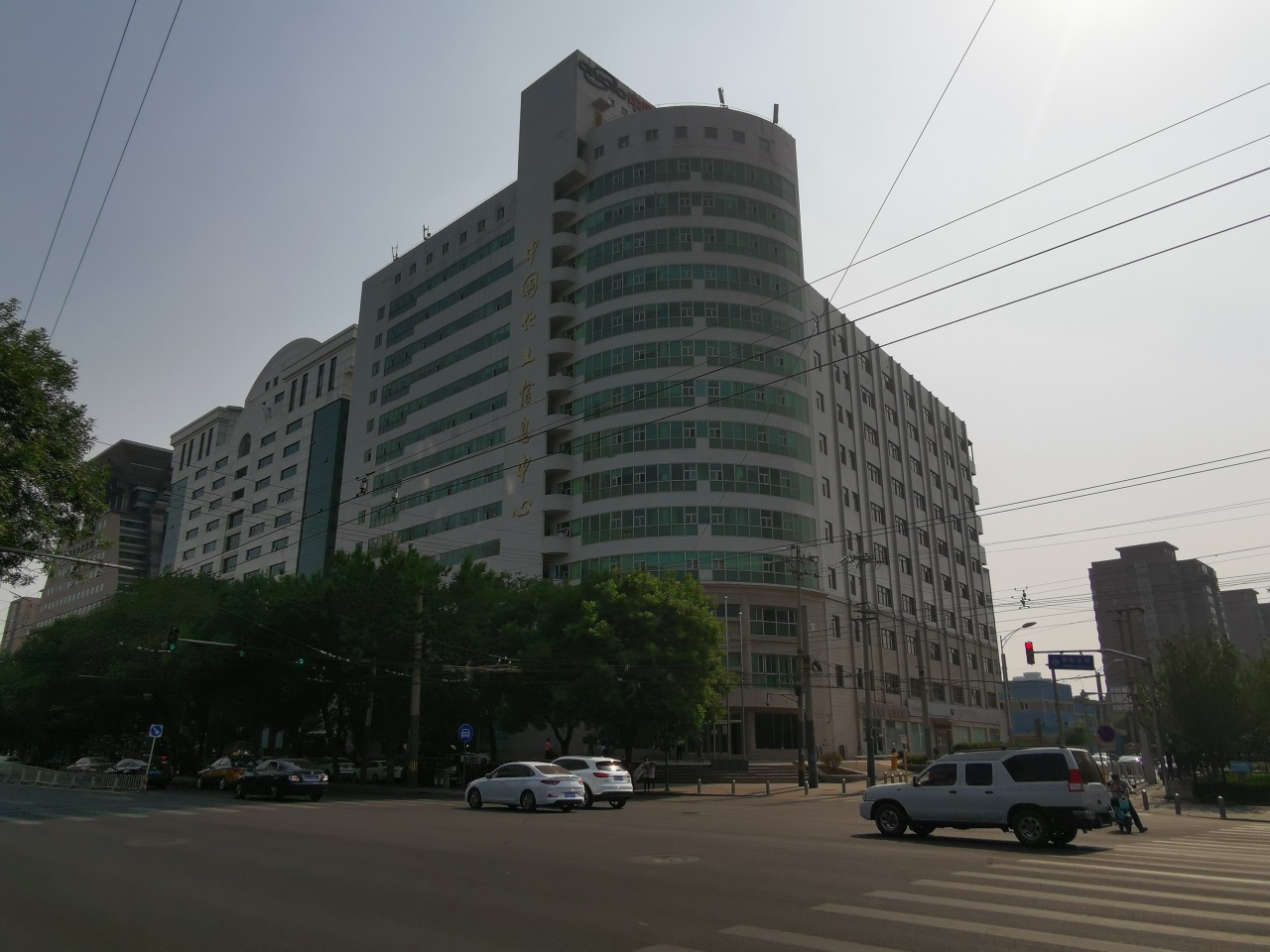 化信大厦周边环境