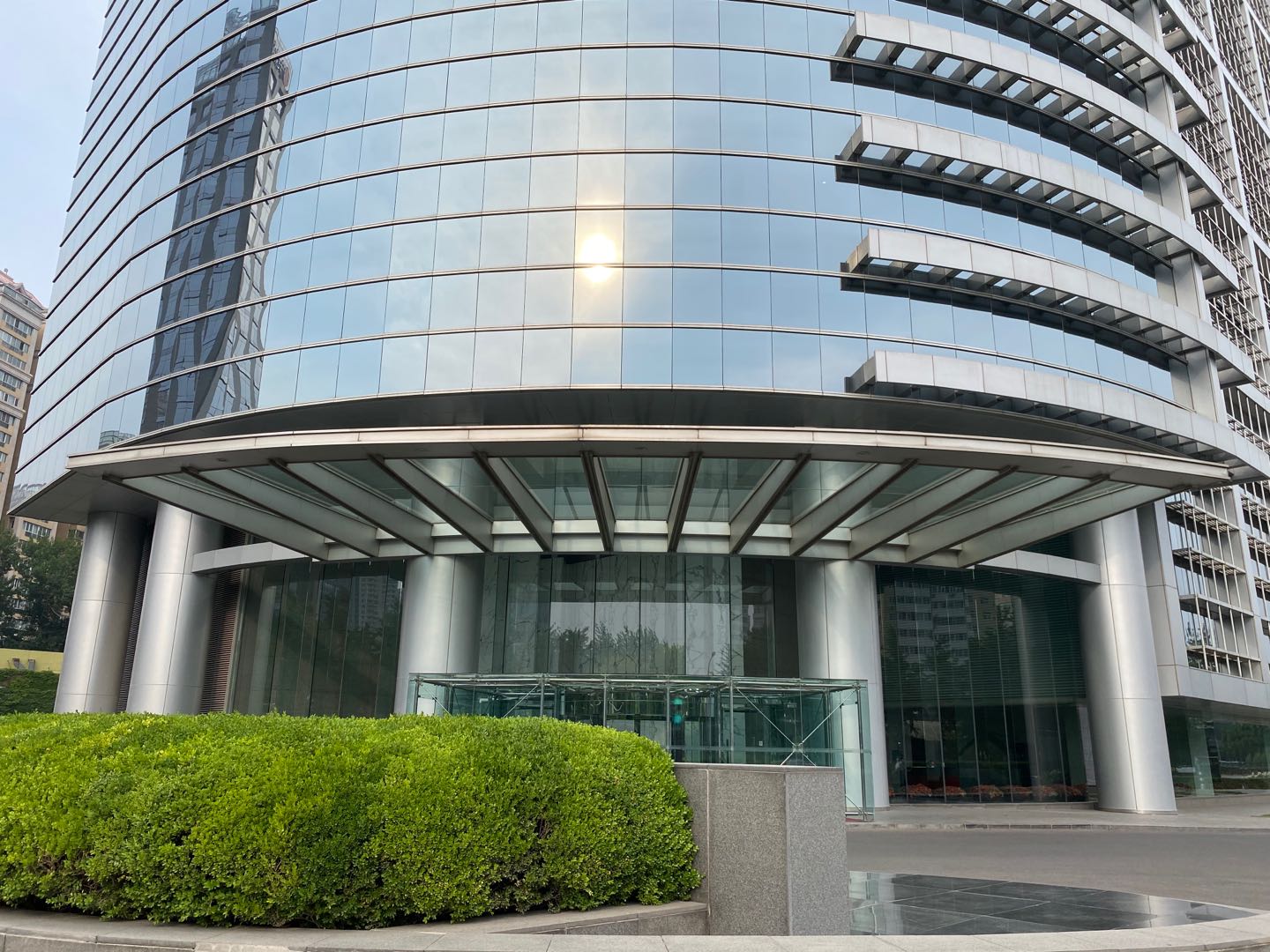 南银大厦实拍图2