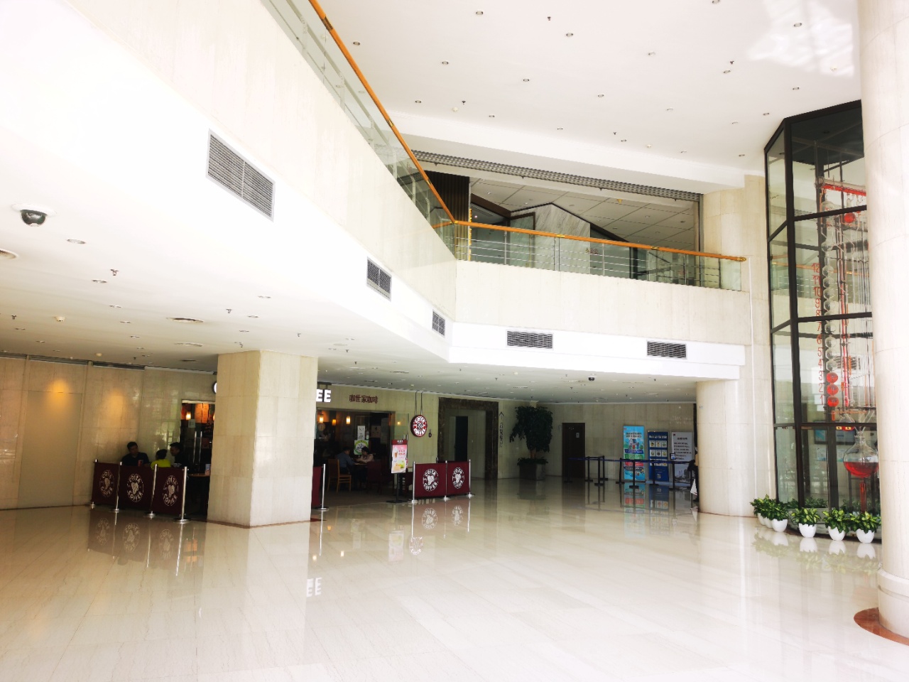 金隅大厦实拍图2