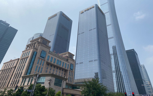 国内一次性浇筑混凝土底板最多的建筑：中国尊