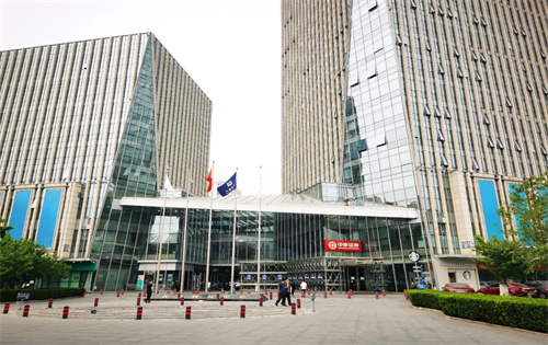 西海国际中心正门