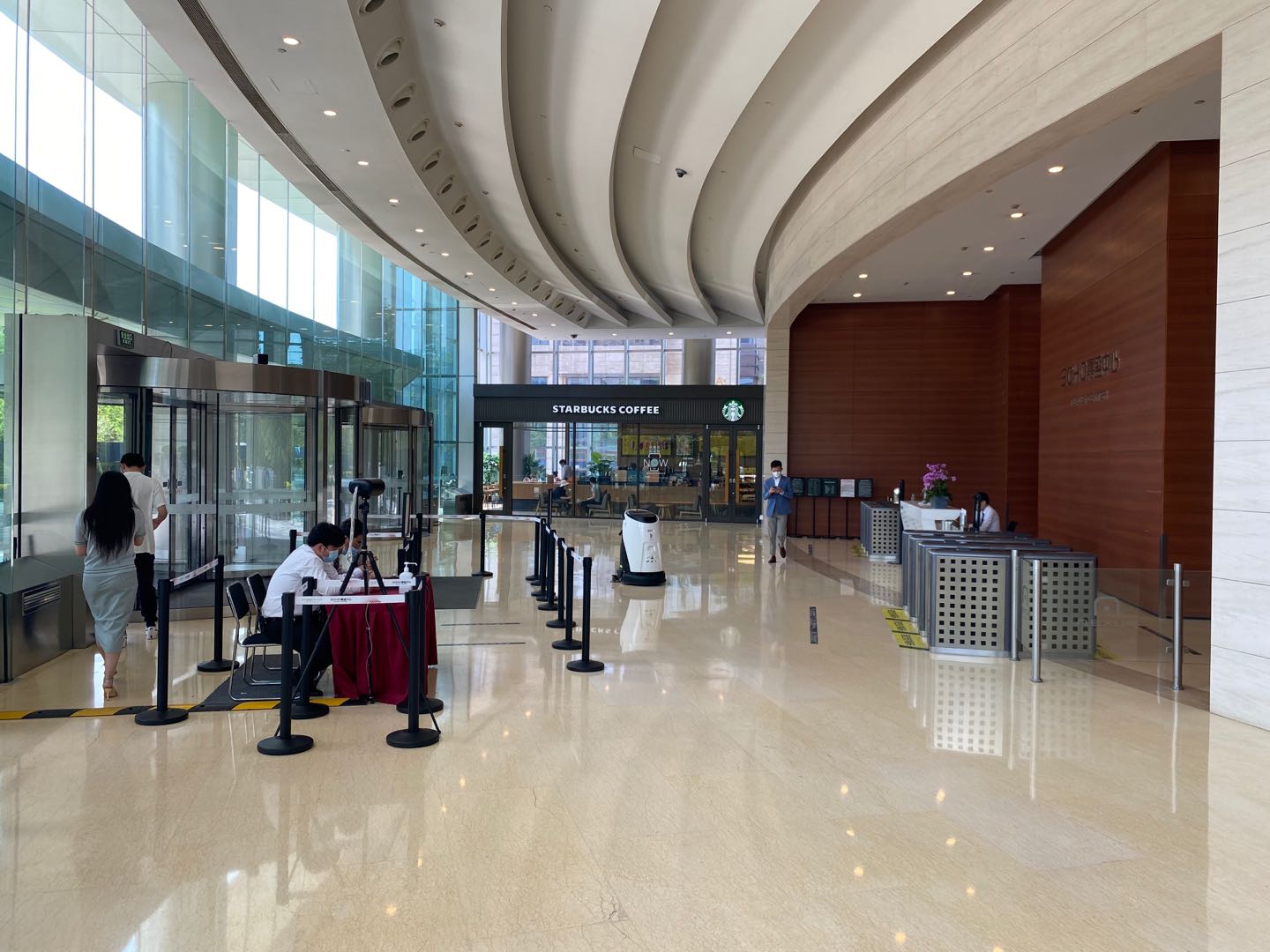 嘉盛中心实拍图1