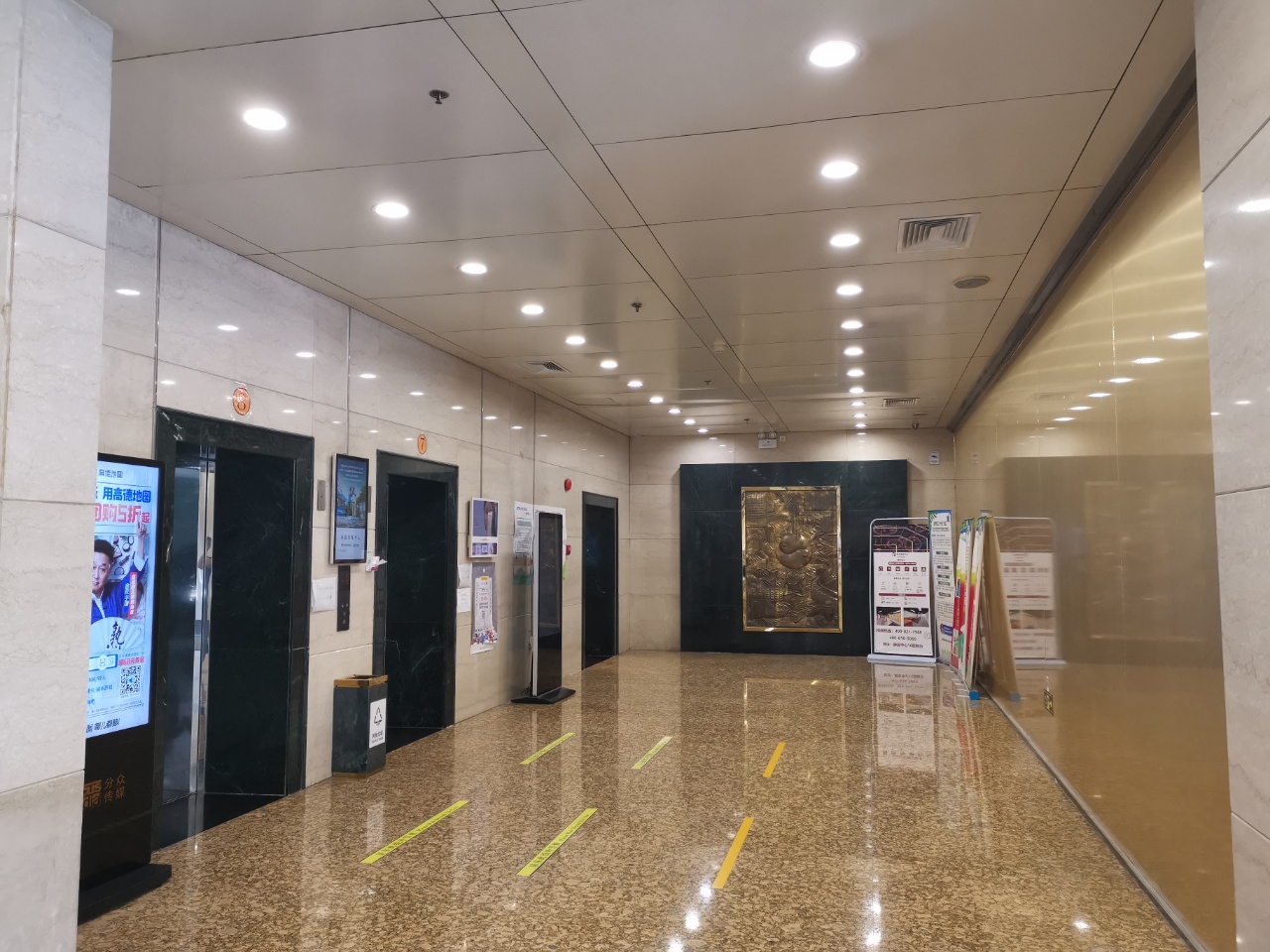 静安中心实拍图1