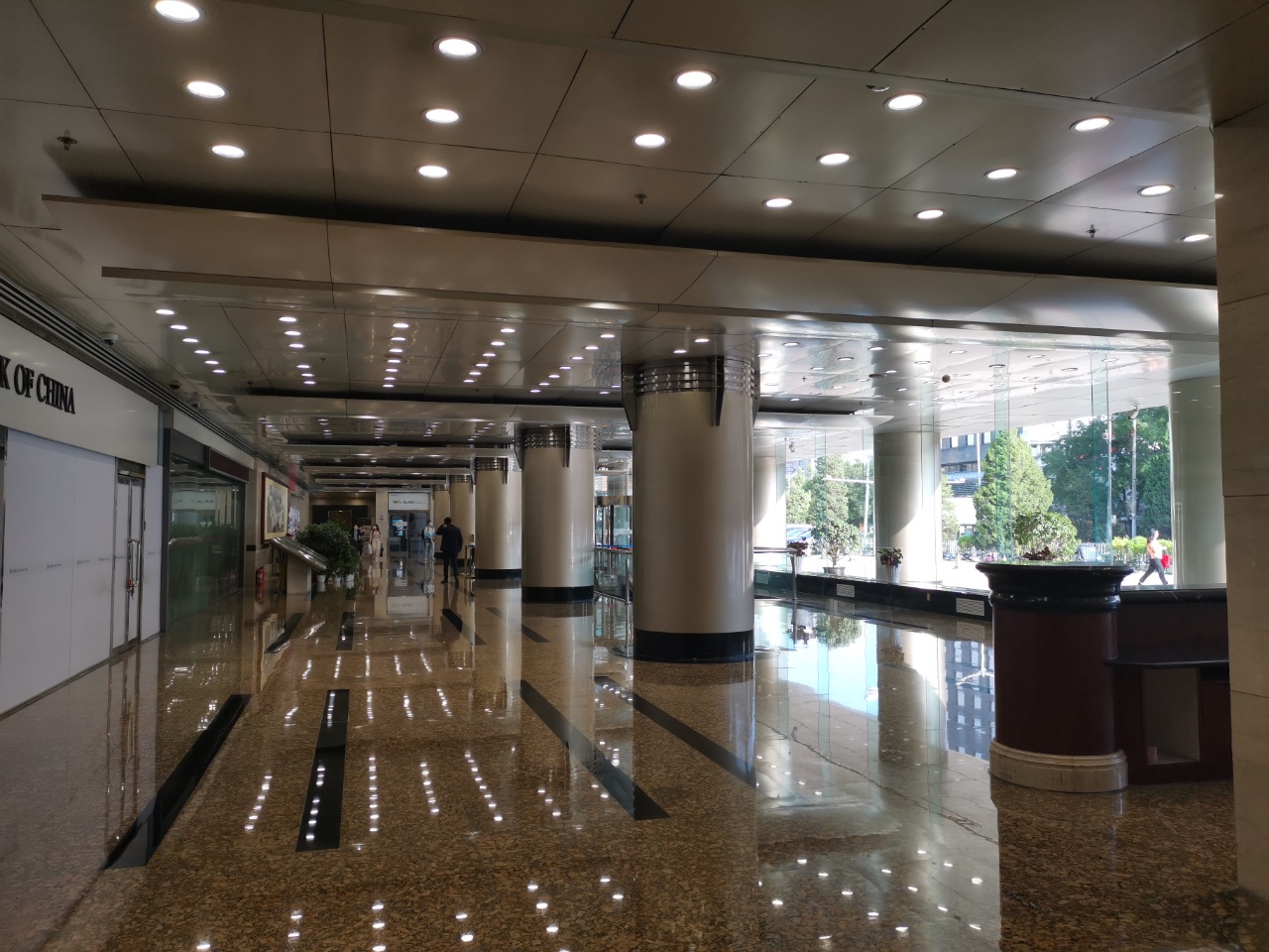 静安中心实拍图2