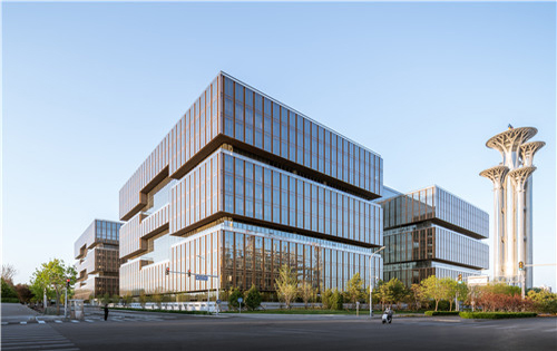 亚洲金融大厦架起国际友谊之桥，同心共度国际劳动妇女节