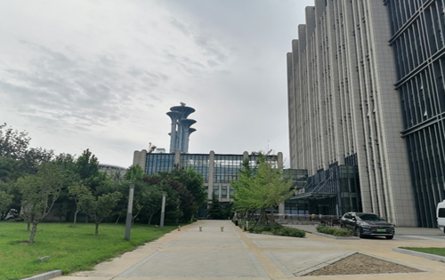 清控人居大厦内景